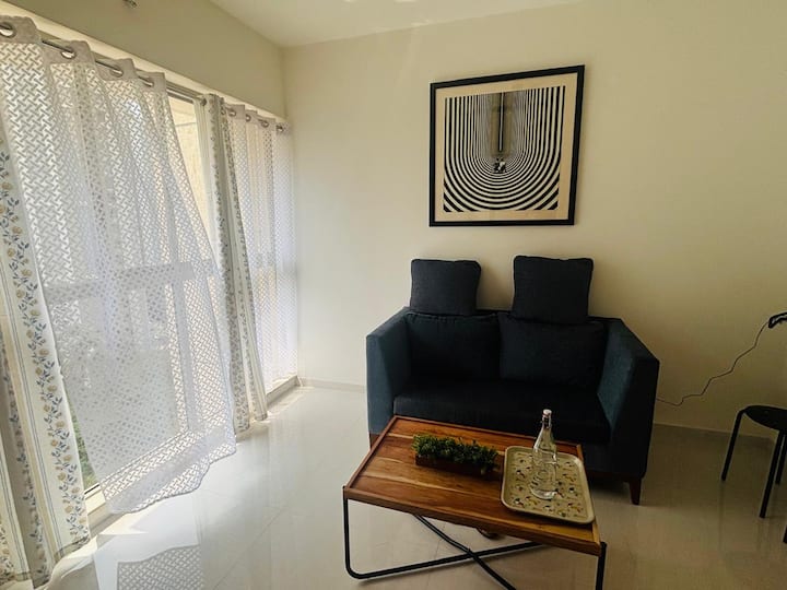 Inaari 11 | Couple Cozy Stay|1bhk Nearthane Stn - Bhiwandi