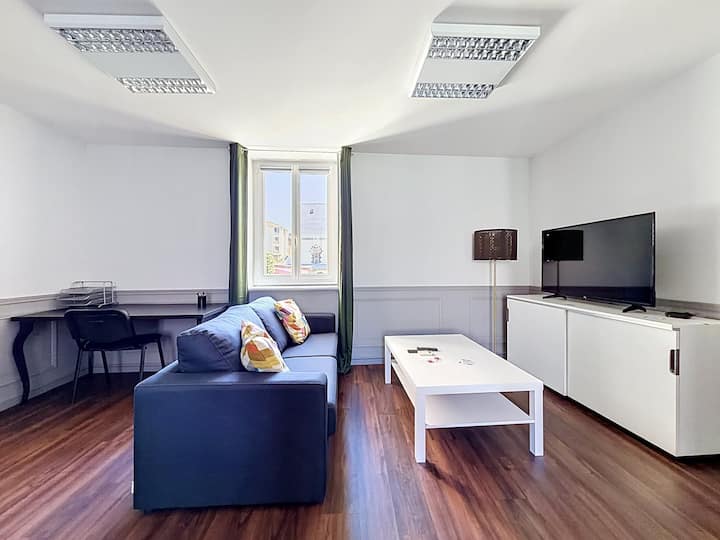 6 Pers • Cosy • Clim • Proche Centre, Wifi - Clermont-Ferrand