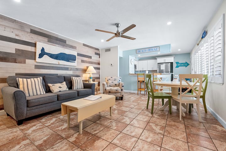 Pool & Beach Access At Cozy Siesta Condo! - Siesta Key, FL