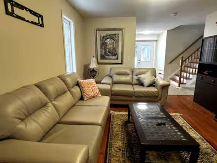 4 Br Southend Guelph Homes For Your Entry Family - Guelph