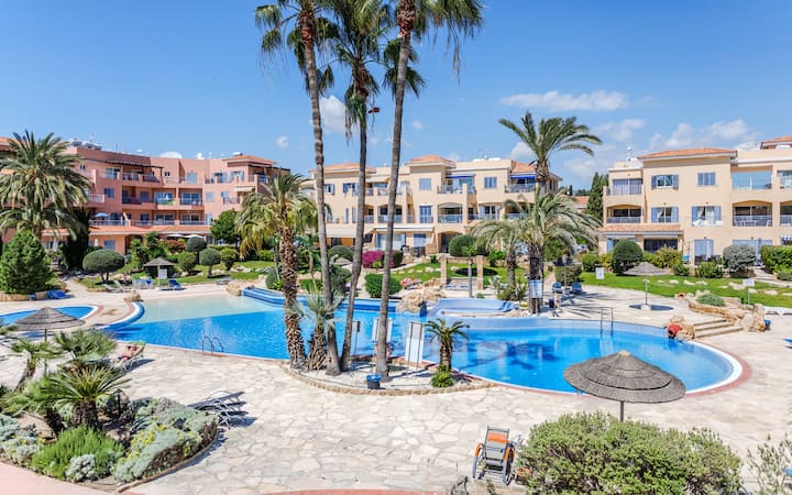 Cozy Maisonette In Limnaria Gardens - Paphos