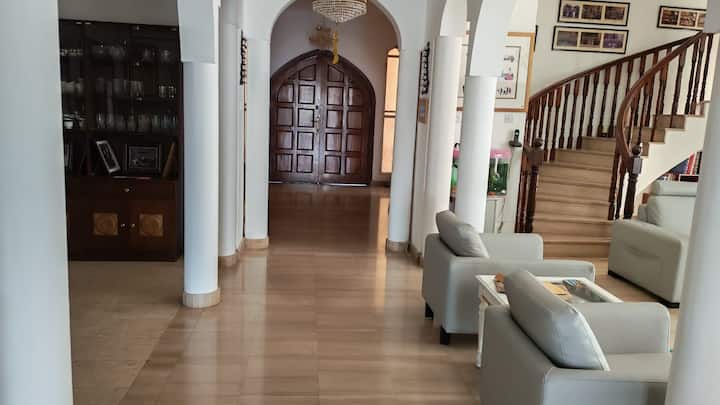 Comfy Stay, Heart Of Muscat City: Close To Beach! - 馬斯喀特