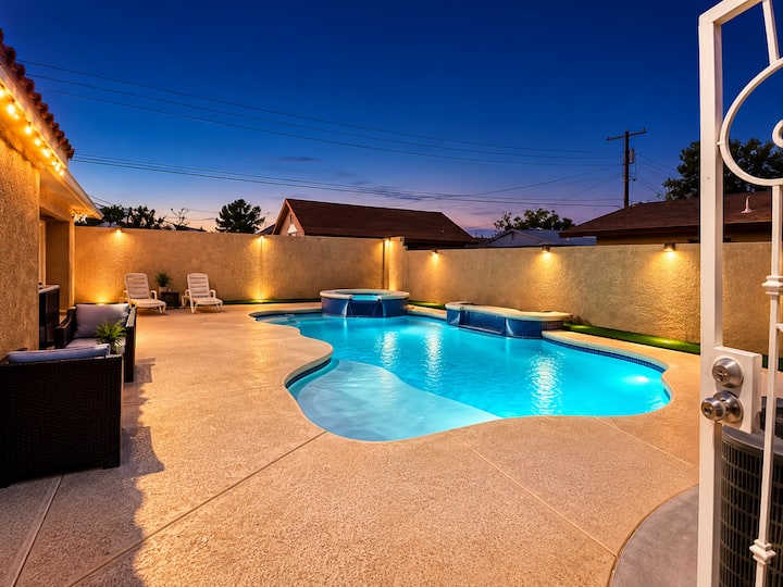 Cozy Luxe Retreat Near Strip & Convention Center. - Henderson, NV