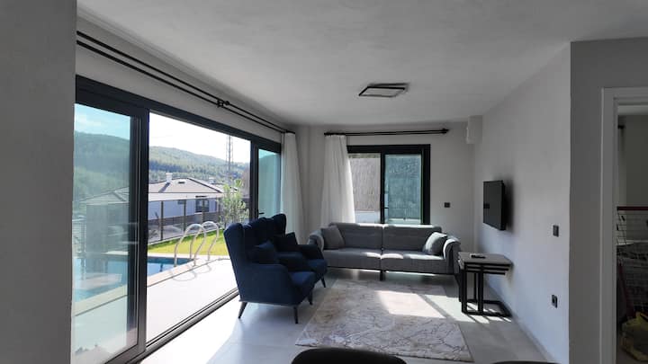 Villa 5k ŞIrinköy/akyaka - Kızılağaç