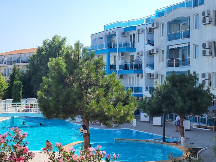 3 Zi Wohnung, Rawda, 200 M Meer, 8 Personen, 2 Wc - Nessebar