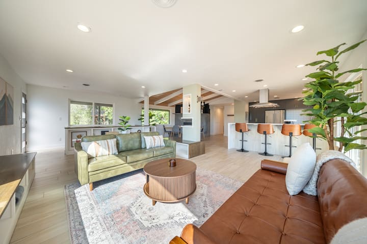 Modern Woods Retreat | Treehouse, 10 Min To Bethel - シャスタ, CA