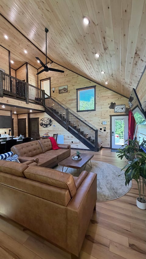 The Lazy Buffalo cabin in Sevierville - Photo 2