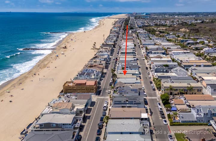 Seconds To Sand, Ev Charger, 4 Parking Spots & A/c - Costa Mesa, CA