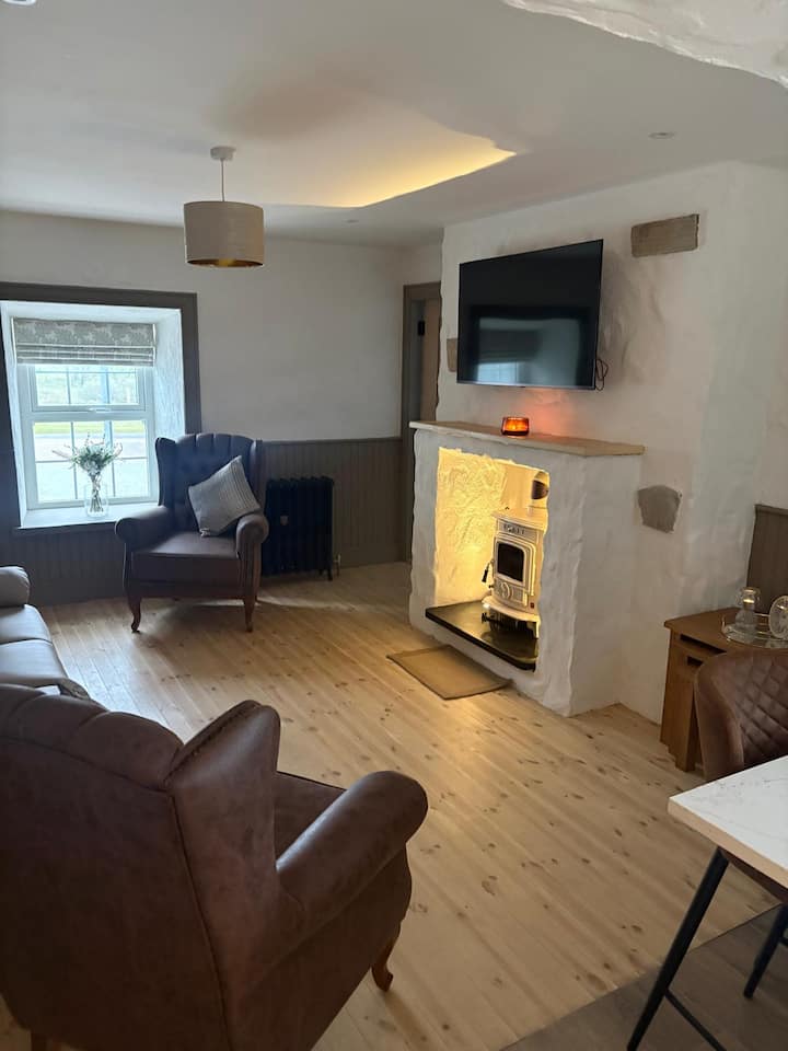 Hughie Tom’s Cottage - County Donegal