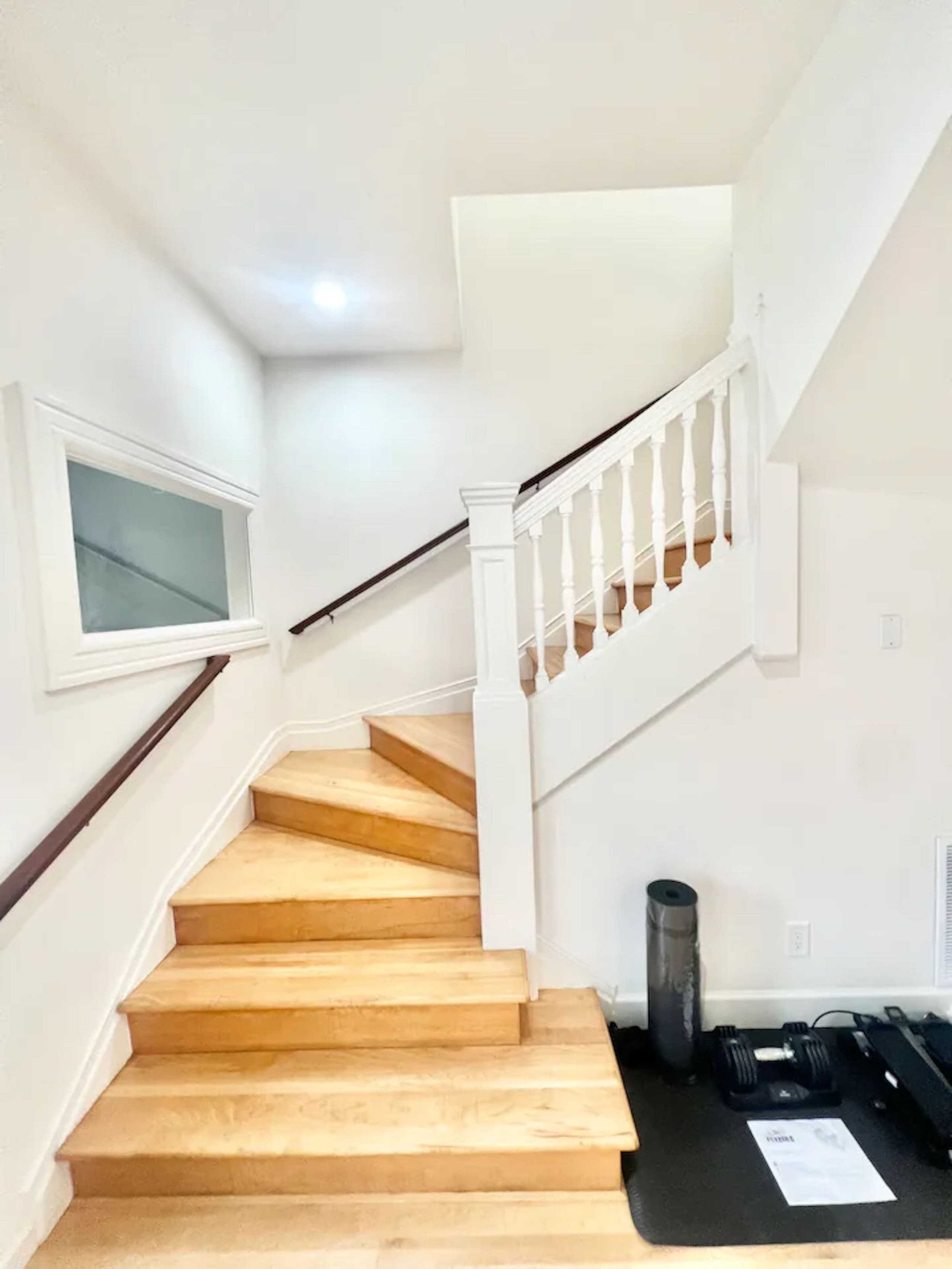Home in San Francisco · ★5.0 · 4 bedrooms · 6 beds · 2.5 baths - Image 49