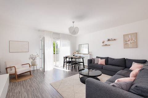Annonce Airbnb populaire: Family & Disney | 6 people, Parking, Castle View à Chessy