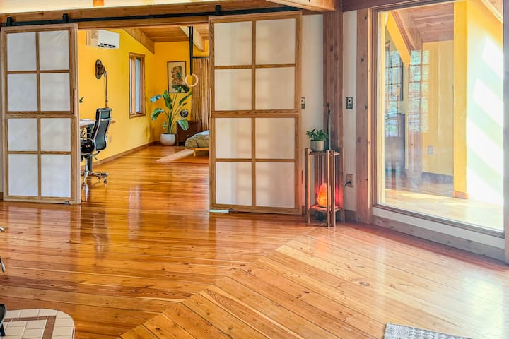 "The Artesian" Designer Home - Kalispell, MT