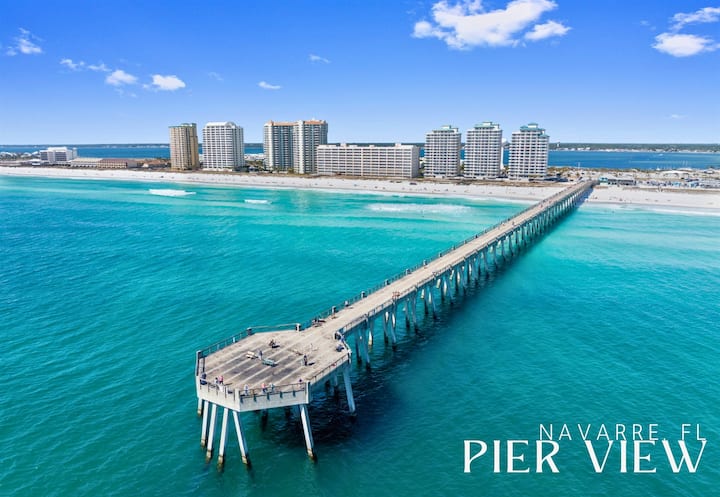 Beachfront Condo | Steps To Sand | 3 Pools - Navarre Beach, FL