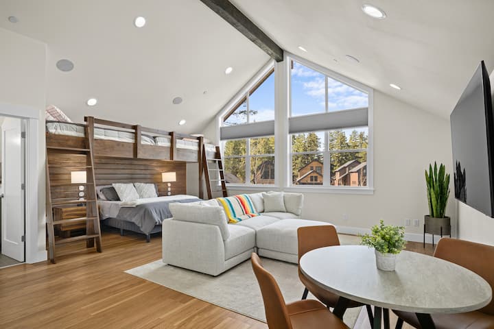 Meadows Edge Studio - Roslyn, WA