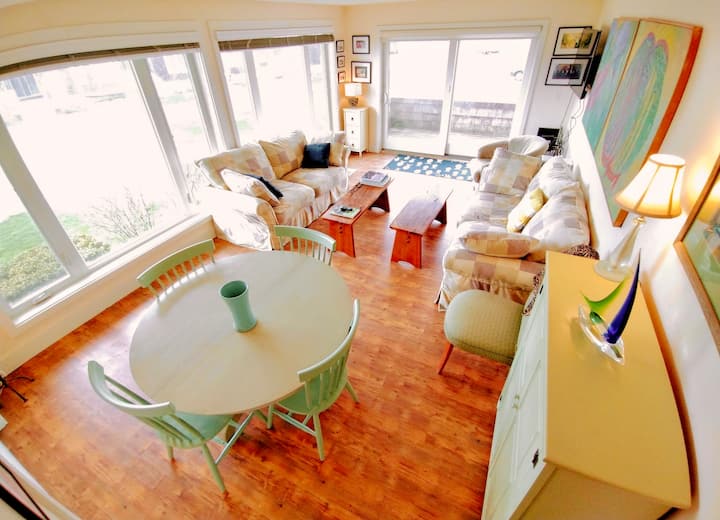 Cozy Condo Only A Few Steps From The Beach! - Kennebunk, ME