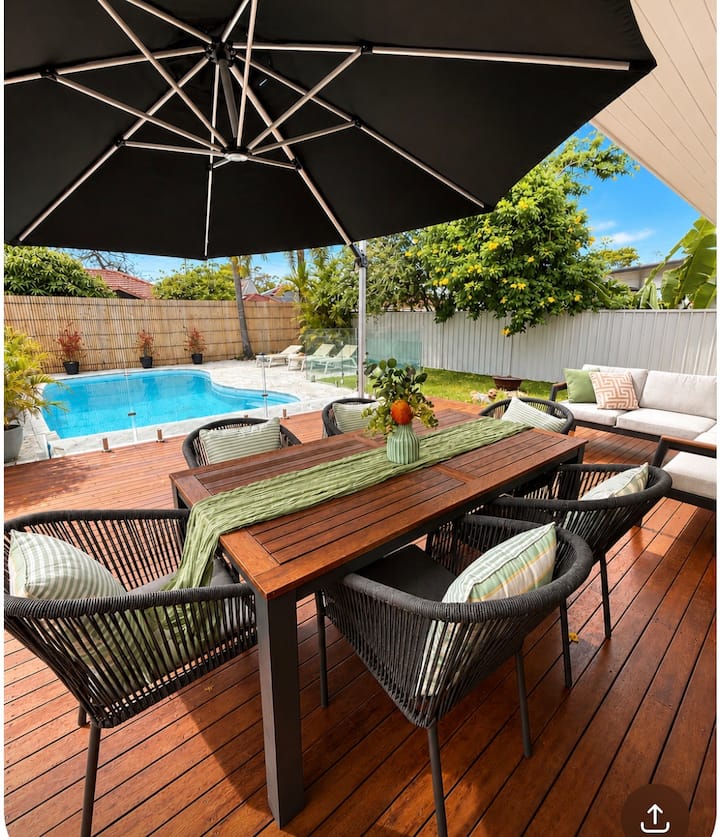 Umina Beach Retreat Home With Large Private Pool - Ettalong Beach