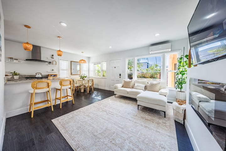 Bright 1br W/patio • 20 Mins To Lax - Santa Monica, CA