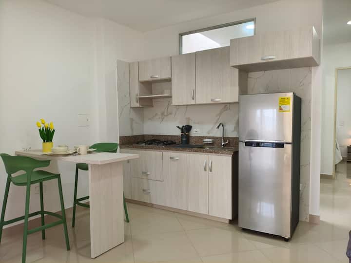 Estudio Moderno Con Aire Ac, Ubicación Y Confort - Apartadó