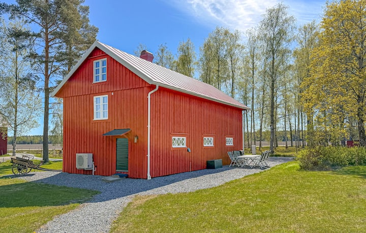 Nice Home In Vålberg With Wifi - Grums