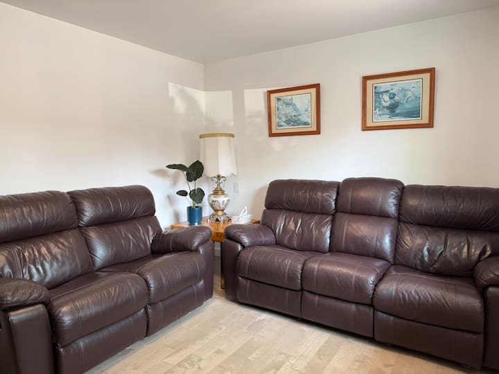 Rosegate Guest House: 3br Victoria Garden Getaway - Victoria, Canadà