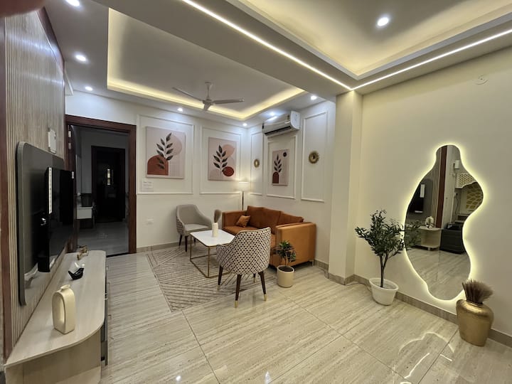 Casa Reeva | Terrace Sunsets & Mussoorie Lights - Dehradun