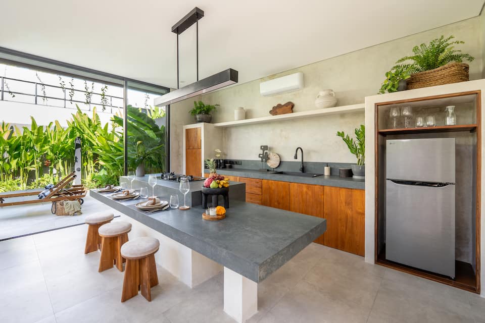 A double-height designer villa near Uluwatu, Uluwatu, Bali, Indonesia, photo 5 of 10