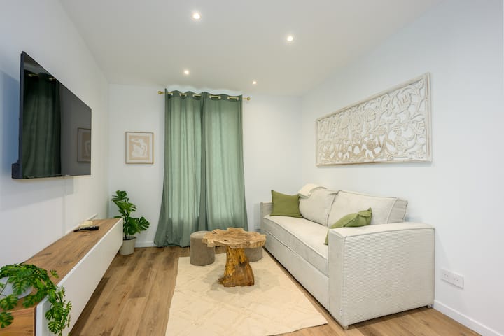 Welcome To Mathilde's House - Montgeron