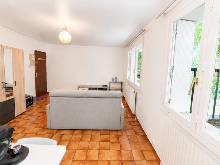 Séjour Cosy Et Moderne Au Cœur De Pontoise - Saint-Ouen-l'Aumône