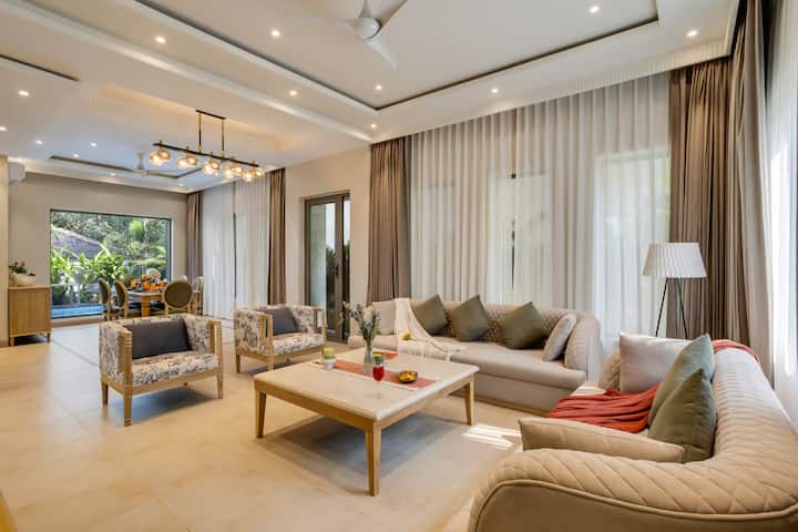 Living room image 10
