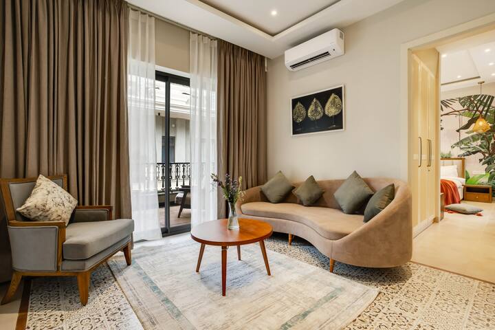 Living room image 11