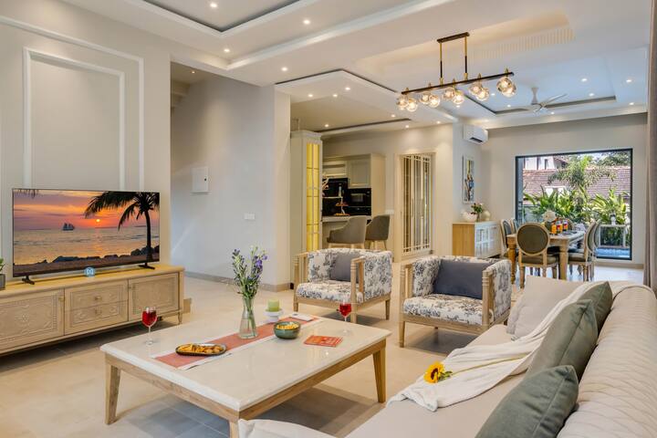 Living room image 9
