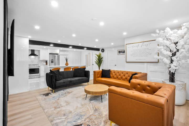 Elegant Stay Near Parc Jean-drapeau. Free Parking - Longueuil