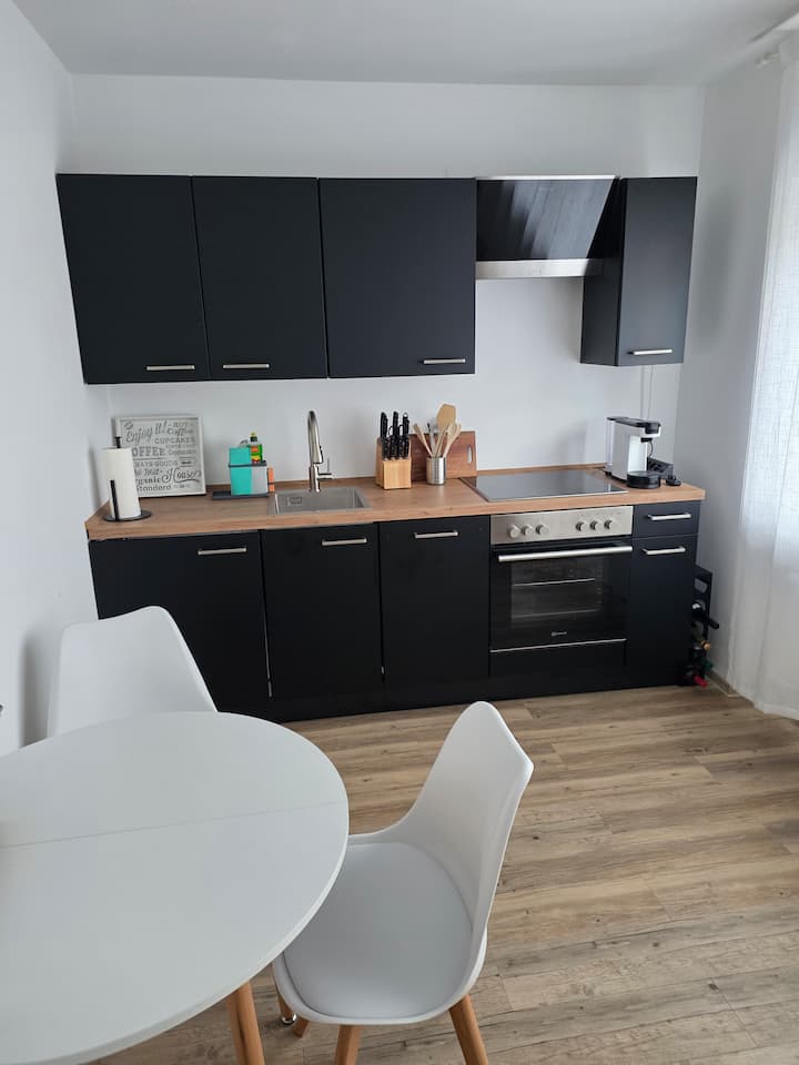 All-in Rhein-main - Pool, Sauna, Fitness & Work! - Raunheim