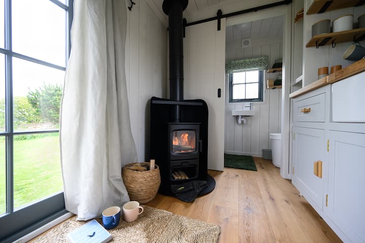 Shepherd’s Hut In Cornwall - Penzance
