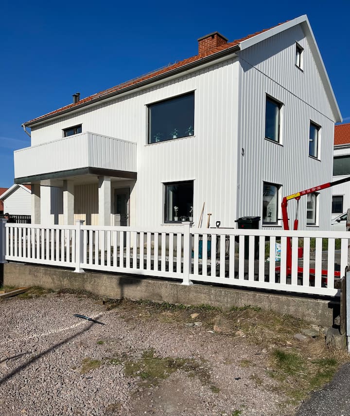 Totalrenoverat Hus Centralt I Kungshamn. - Kungshamn