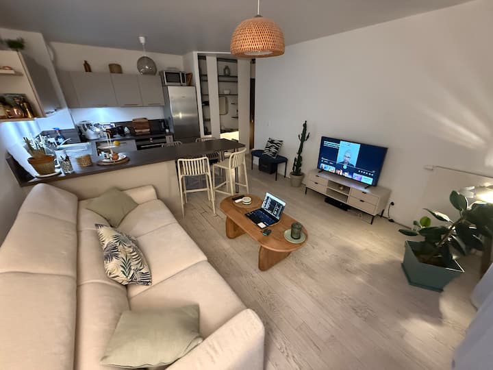 Appart Cosy 60m²/ Balcon / Parking / Paris 15 Mn - Montrouge