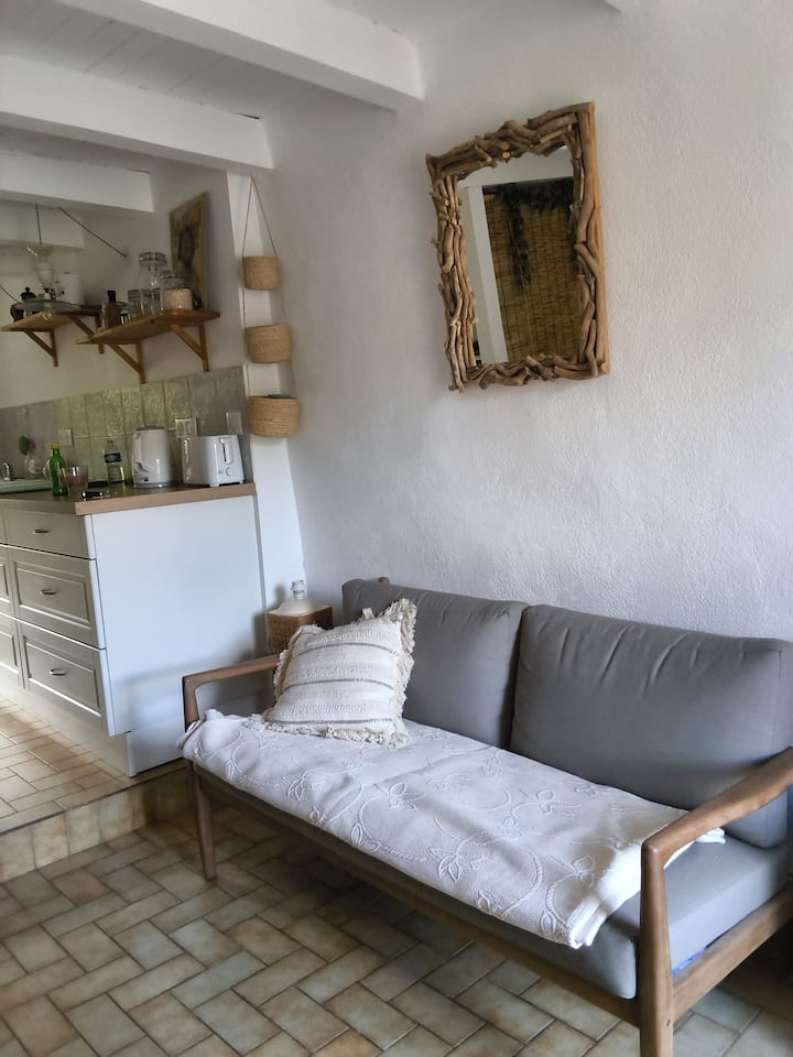 Jolie Maison De Village Au Coeur De Thueyts - Jaujac
