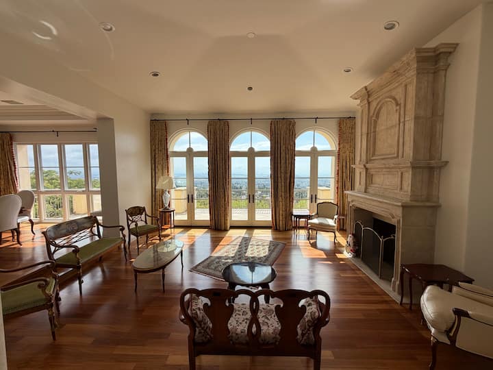Oceanview Luxury Villa - Rancho Palos Verdes, CA