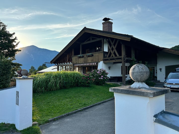Ferienhaus Mit Bergpanorama - Grassau