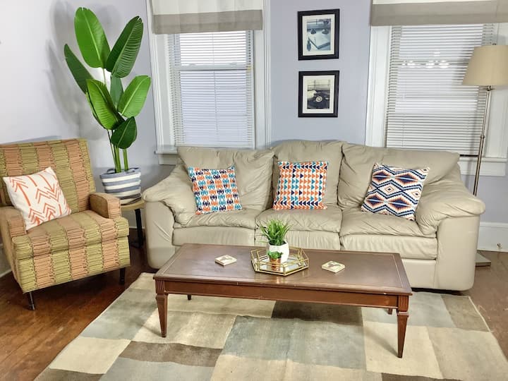 5 Bedrm, Near Downtown, Tremont, Ohio City - Cleveland, OH