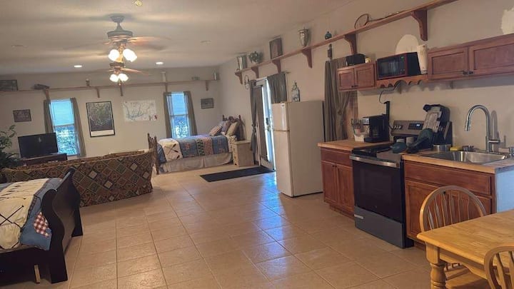 Rest & Reset In A Cabin In A Charming Cabin - Deer - Seminole State Park, Donalsonville