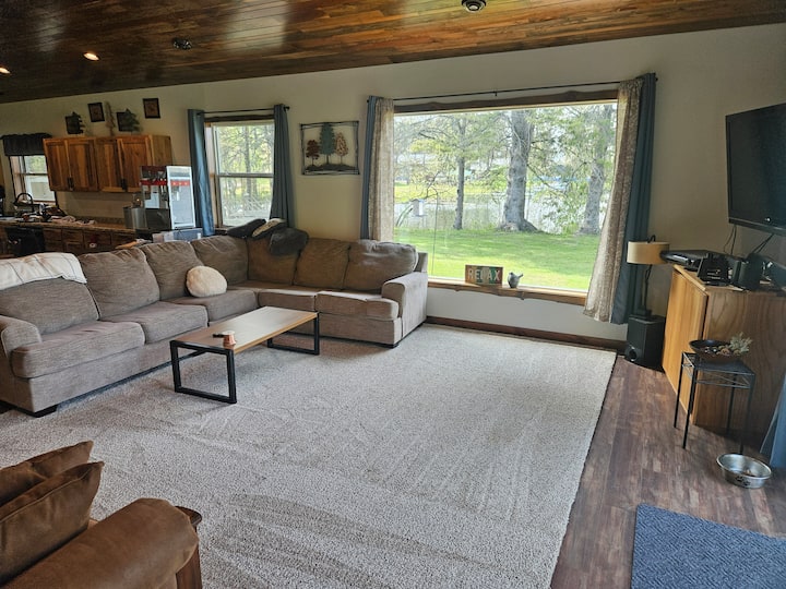 Lake Front Escape On Soo Lake - South Fork, WI