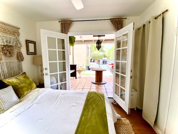 One Bedroom Guest Cozy House Kitchen Living Room - Redondo Beach, CA