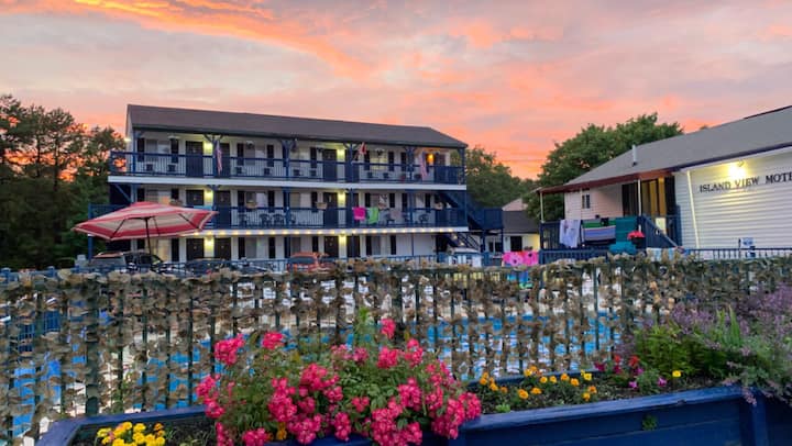 Oob Beach Suite | 2 Queen Beds | Pool |Sleeps (#3) - Old Orchard Beach, ME