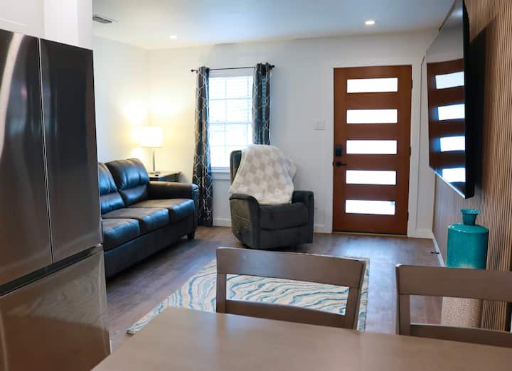 Tripod Elite Suites/lime - Abilene