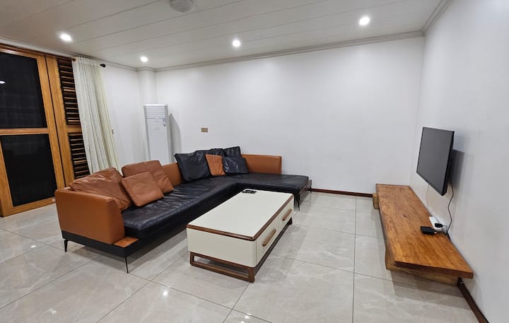 2 Bedroom Apartment - ナンディ