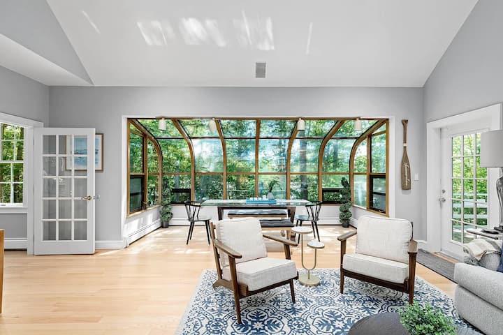 Serene Cape Escape Close To Beaches & Dining - Woods Hole, MA