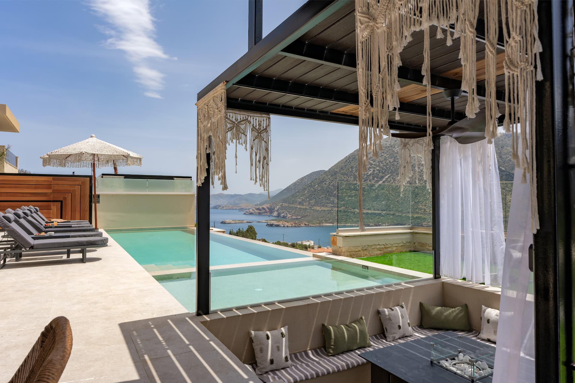 Azur Sky — One private villa, Bali, Crete