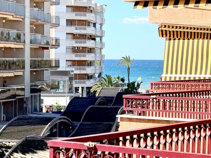 R|z Acogedor Apto Con Vistas Laterales Al Mar - Salou