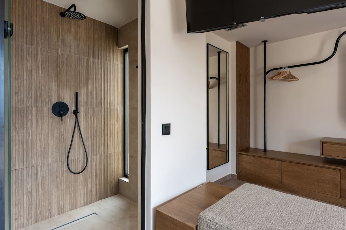 Ensuite bathrooms
